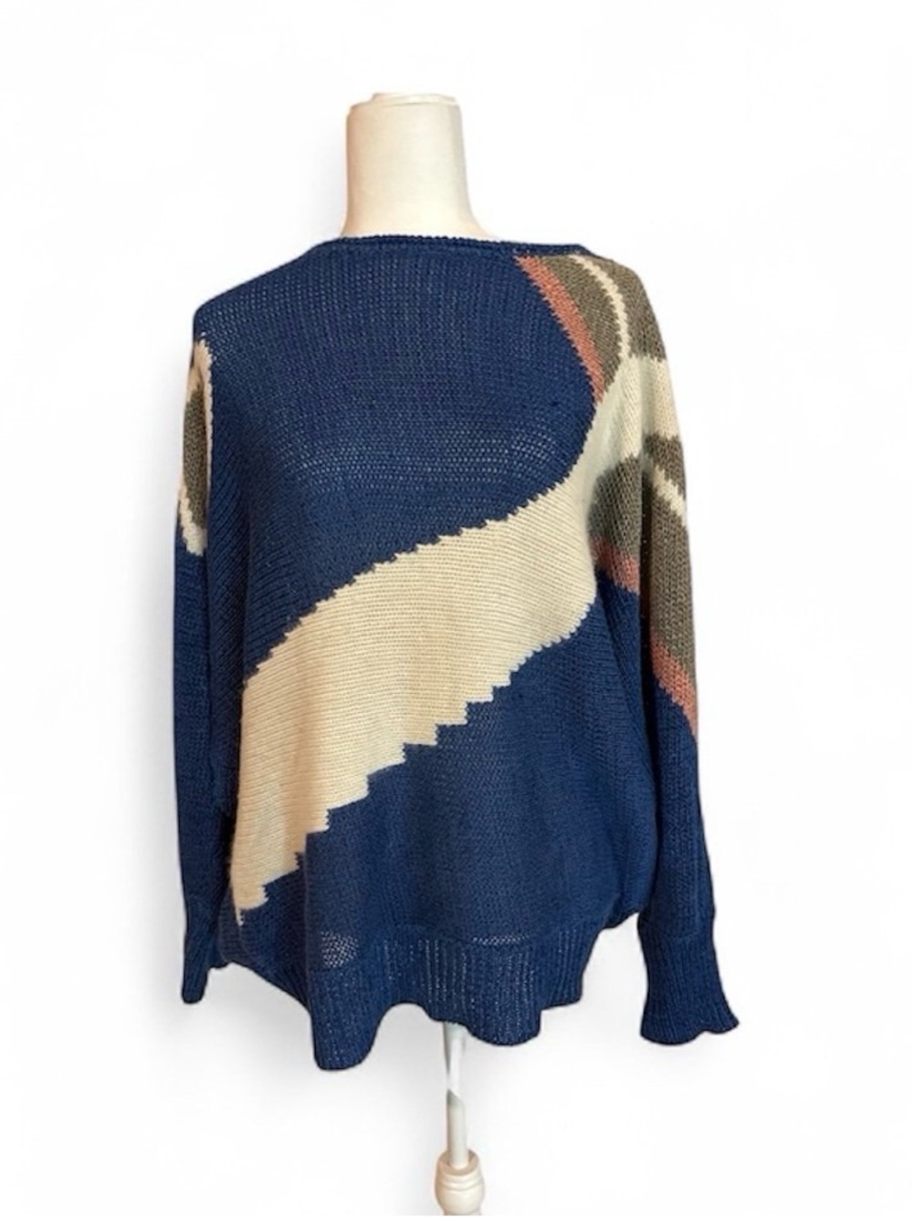 Vintage Bonnie Lee Blue artistic sweater